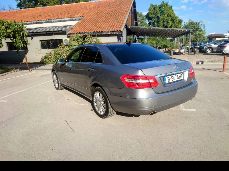 Mercedes-Benz E 350 4matic/7g/distronic/keyless/airmatic/обдухване, снимка 2 - Автомобили и джипове - 52738826