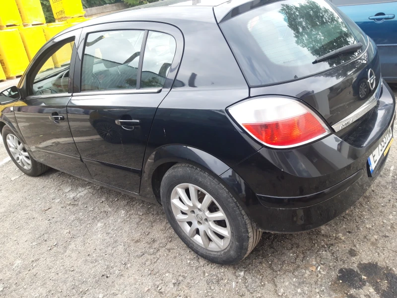 Opel Astra, снимка 6 - Автомобили и джипове - 52435405