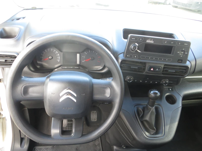 Citroen Berlingo 1, 5 HDI, снимка 8 - Автомобили и джипове - 52163335