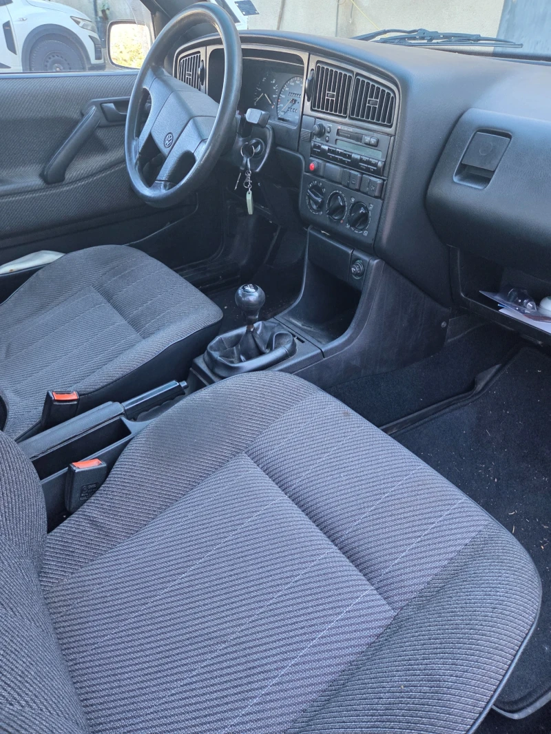 VW Passat, снимка 10 - Автомобили и джипове - 52197839