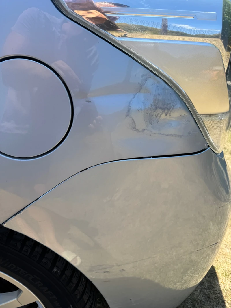 Toyota Verso 2.0 D4D , снимка 10 - Автомобили и джипове - 52463767