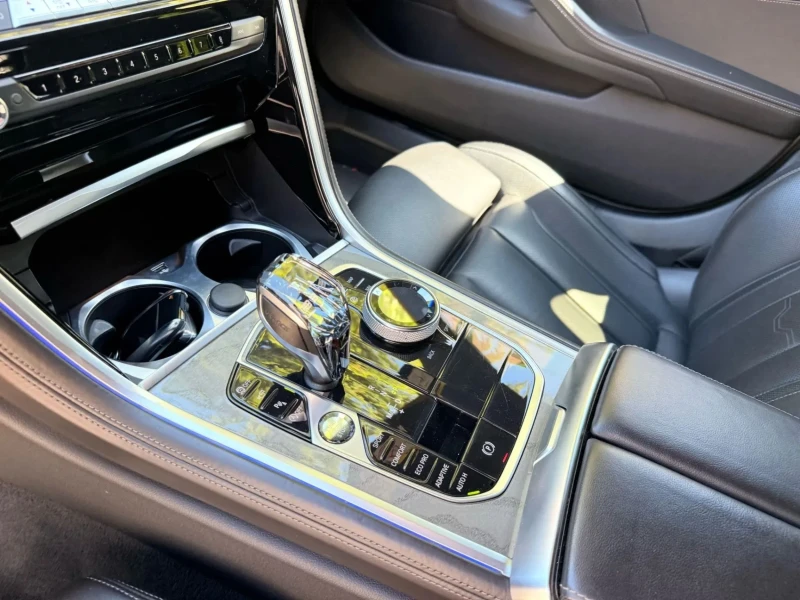 BMW 840 BMW 840i Gran Coupe* Individual* 360* Crystal* HUD, снимка 8 - Автомобили и джипове - 53167718