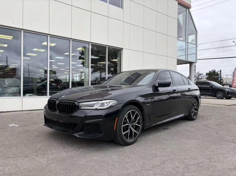 BMW 530E XDRIVE HYBRID * HEAD UP* ПОДГРЕВ НА ВОЛАН/СЕДАЛКИ*