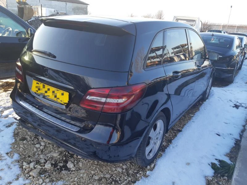 Mercedes-Benz B 160, снимка 6 - Автомобили и джипове - 24040846