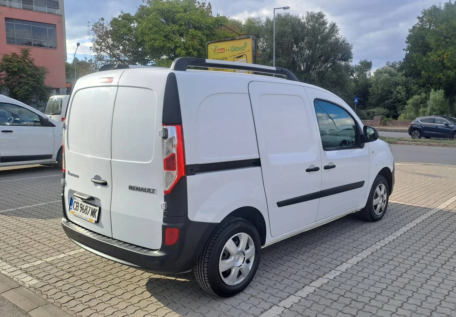 Renault Kangoo Товарен - изображение 3