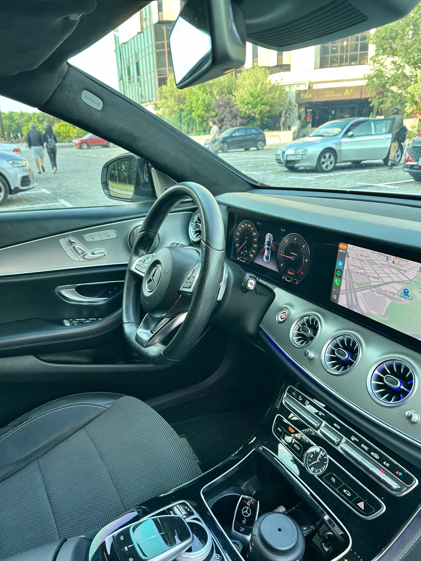 Mercedes-Benz E 220  - изображение 10