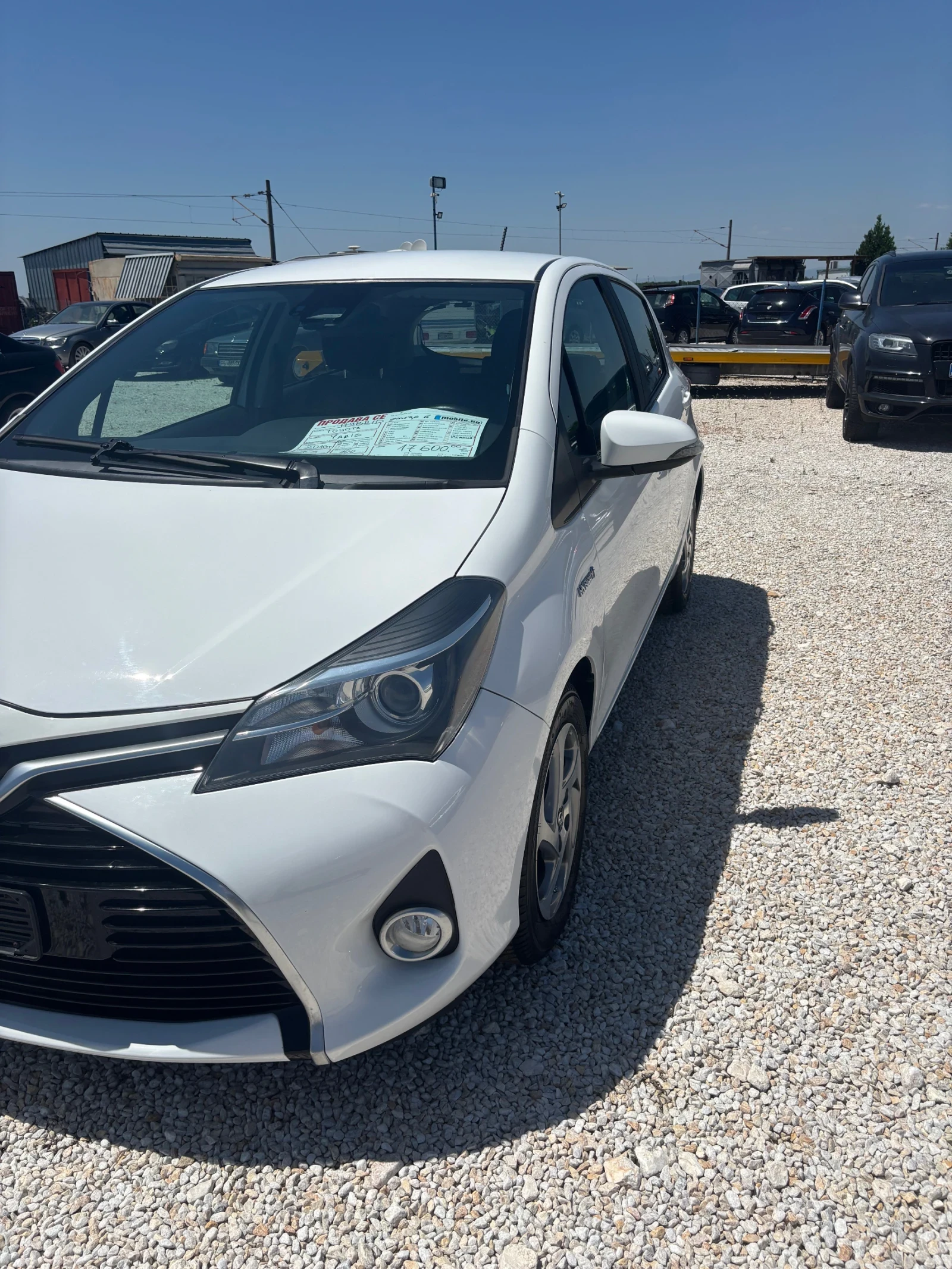 Toyota Yaris 1.5 Hybrid , KEYLESS, NAVY, AUTOMATIC - изображение 3