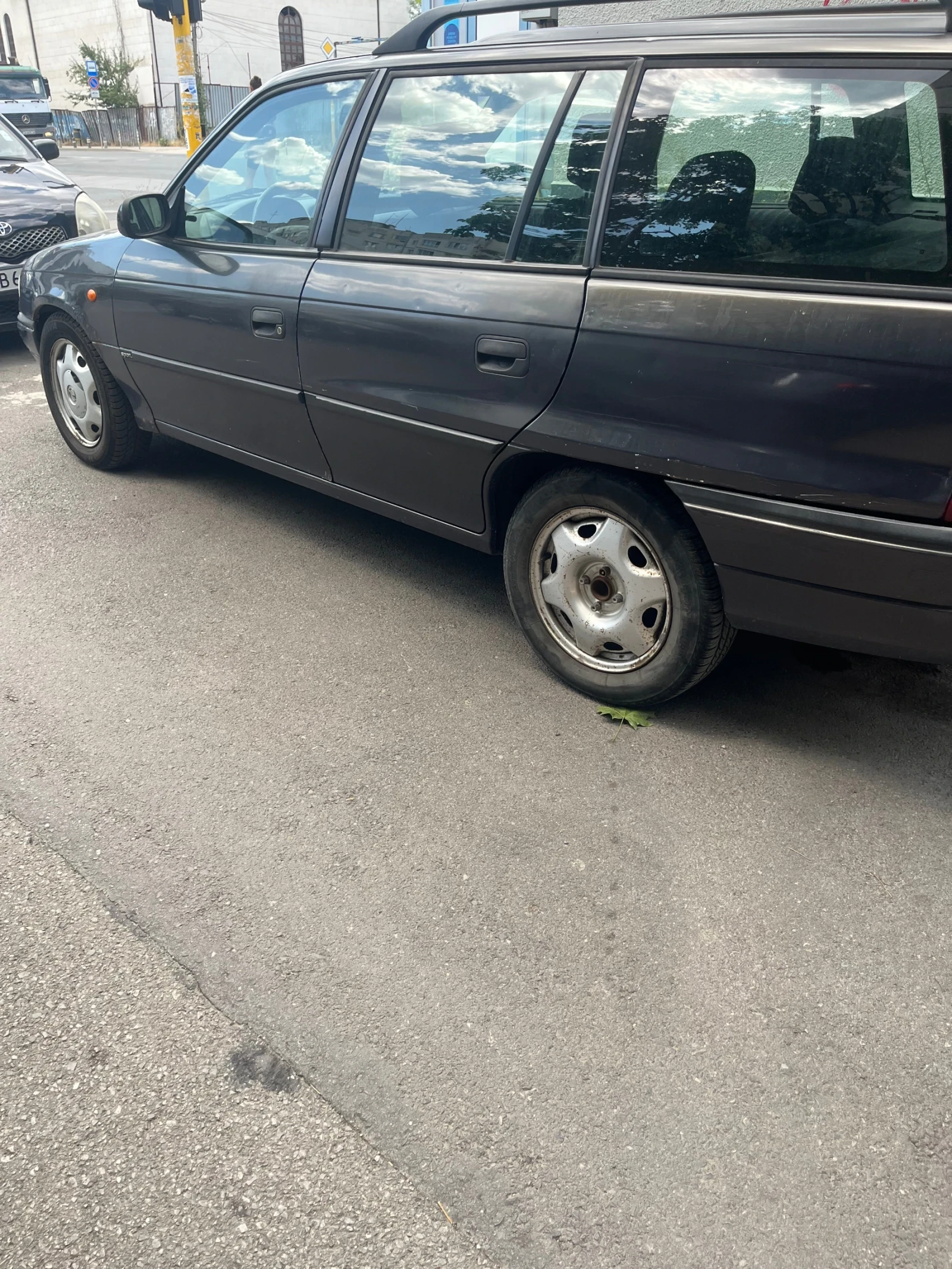 Opel Astra  - изображение 5