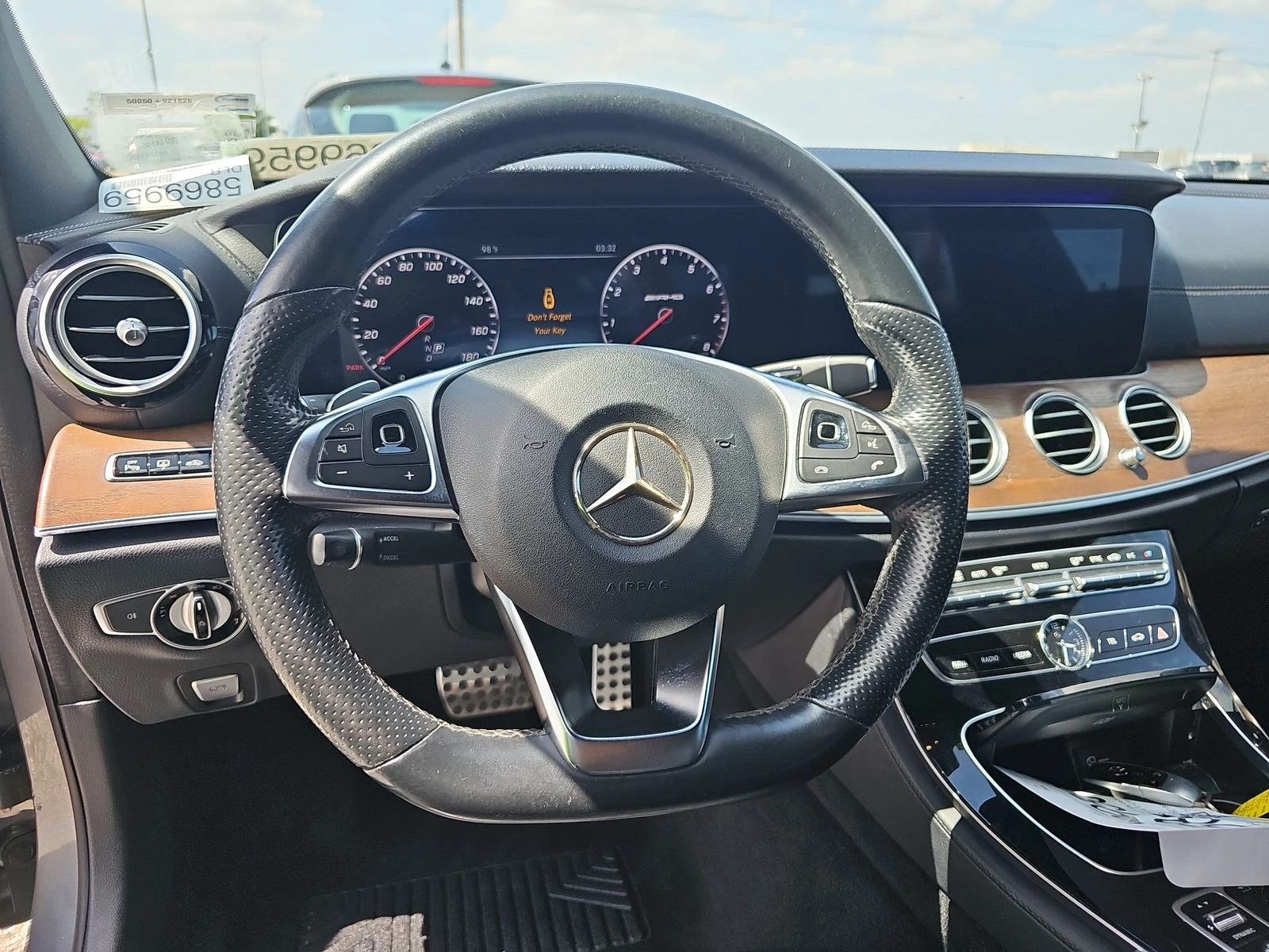 Mercedes-Benz E 43 AMG 4MATIC* BURMESTER* ОБДУХВАНЕ* САМОПАРКИРАНЕ* КЕЙЛЕ - изображение 8