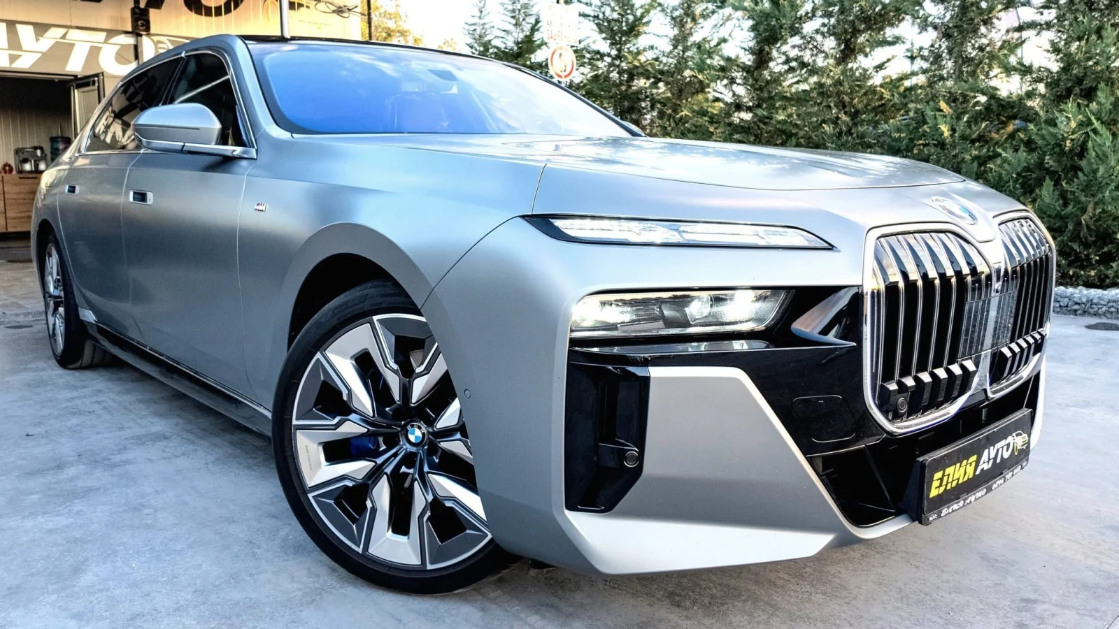 BMW 740 D XDRIVE MEGA FULL M PACK ГАРАНЦИОННА ЛИЗИНГ 100% - изображение 2