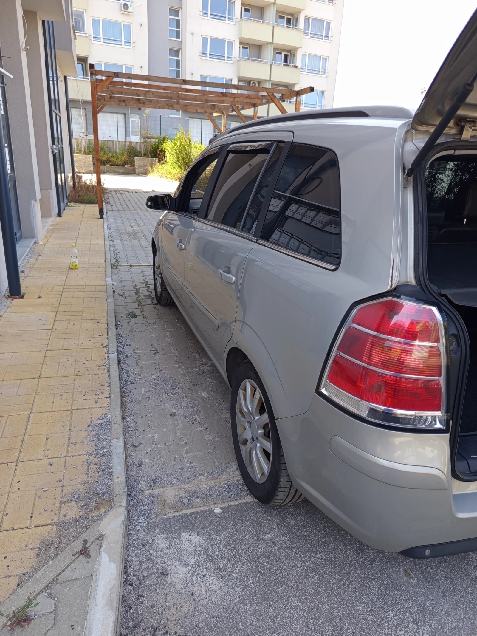 Opel Zafira  - изображение 7