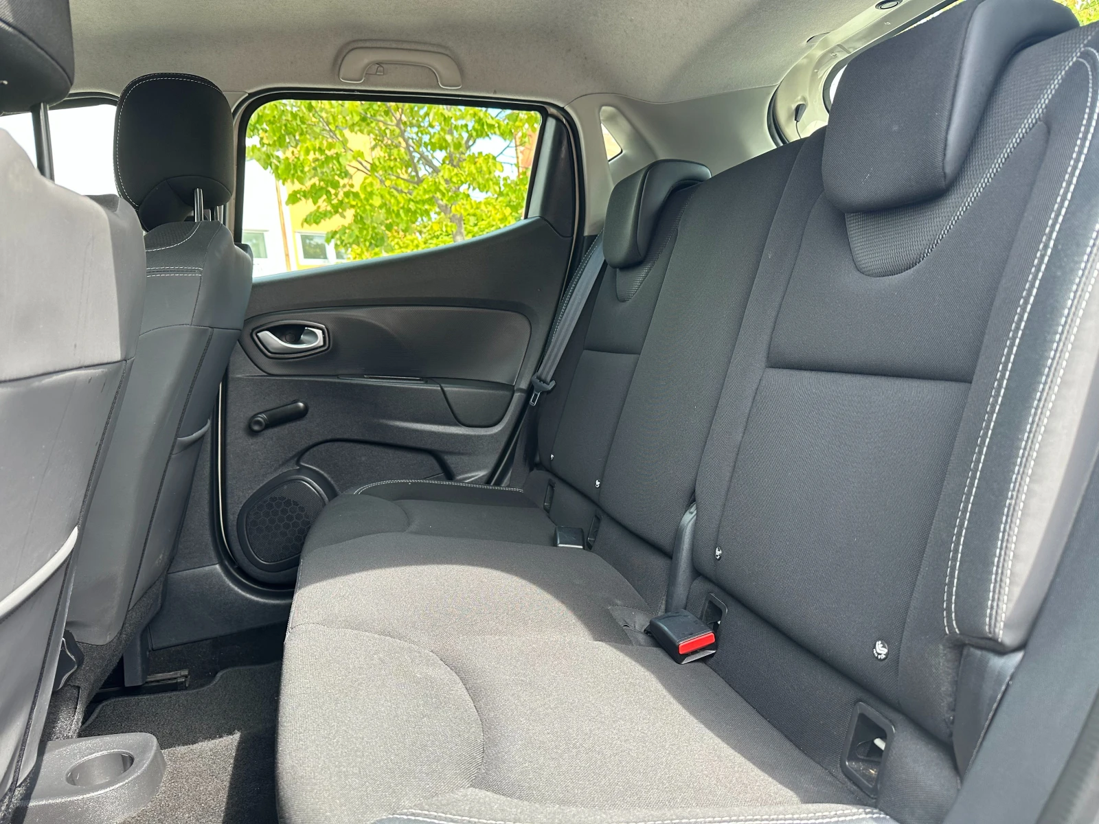 Renault Clio 1.5d 75 к.с. - изображение 9