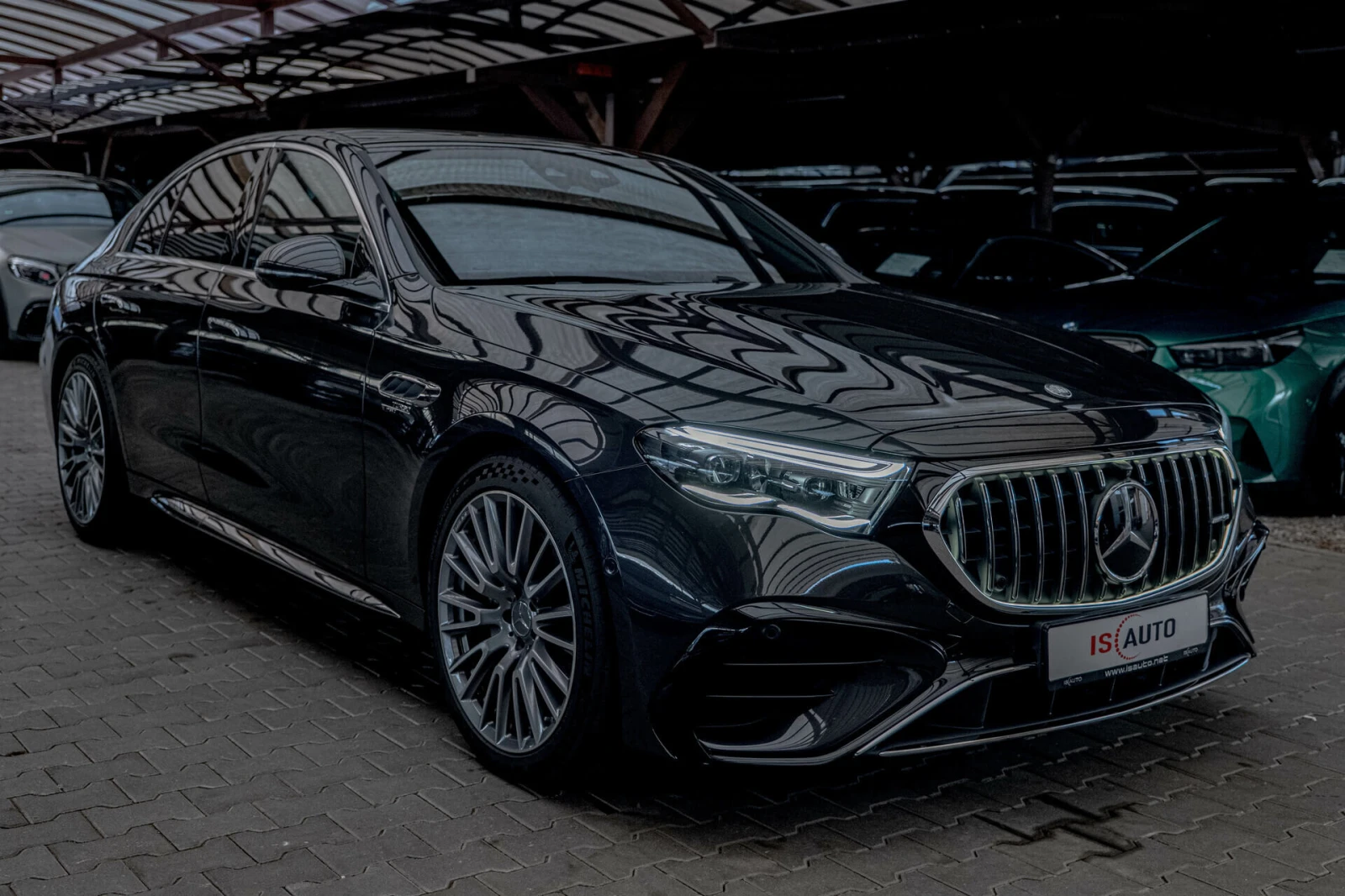 Mercedes-Benz E 53 AMG 4Matic+ /Premium/3D/Пано/Burmester/Камера 360/MBUX - изображение 3