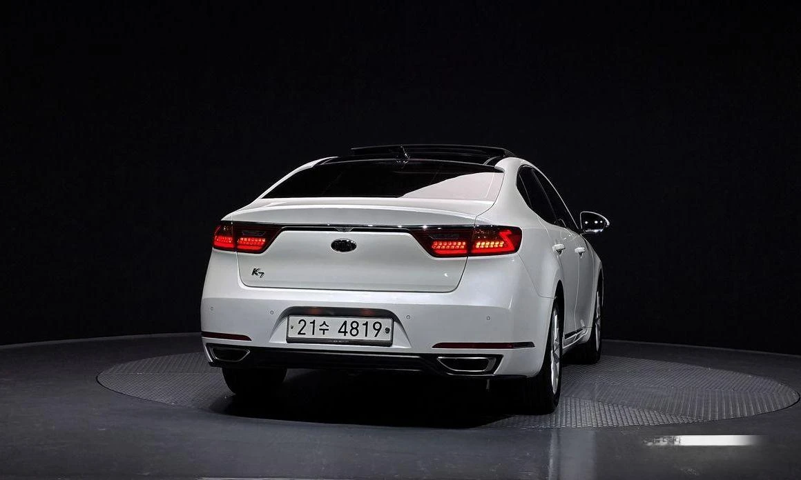 Kia K7 3.0 LPI Luxury  - изображение 4