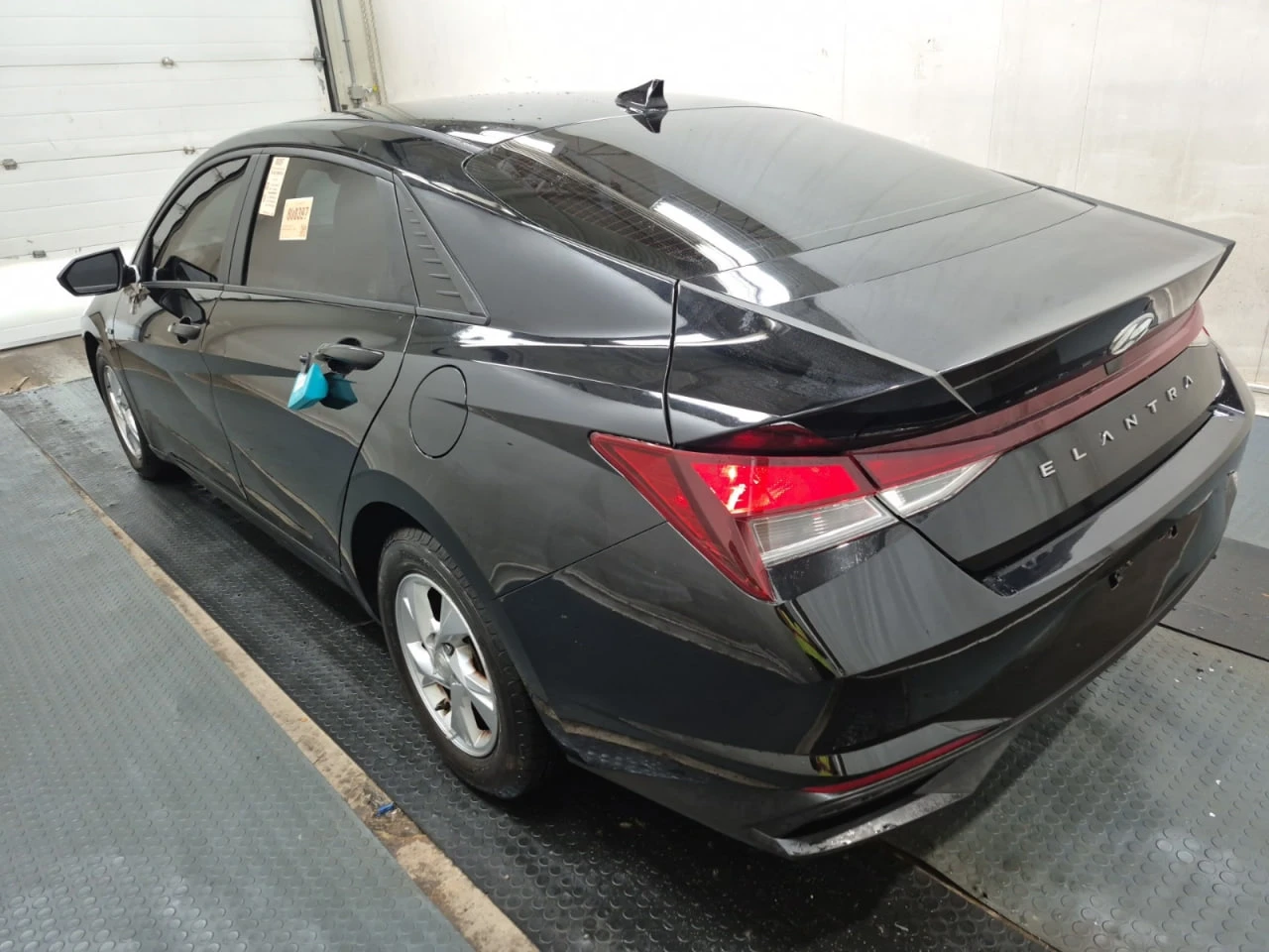 Hyundai Elantra * АВТО КРЕДИТ* ЦЕНА ДО БГ * Сервизна история *  - изображение 5