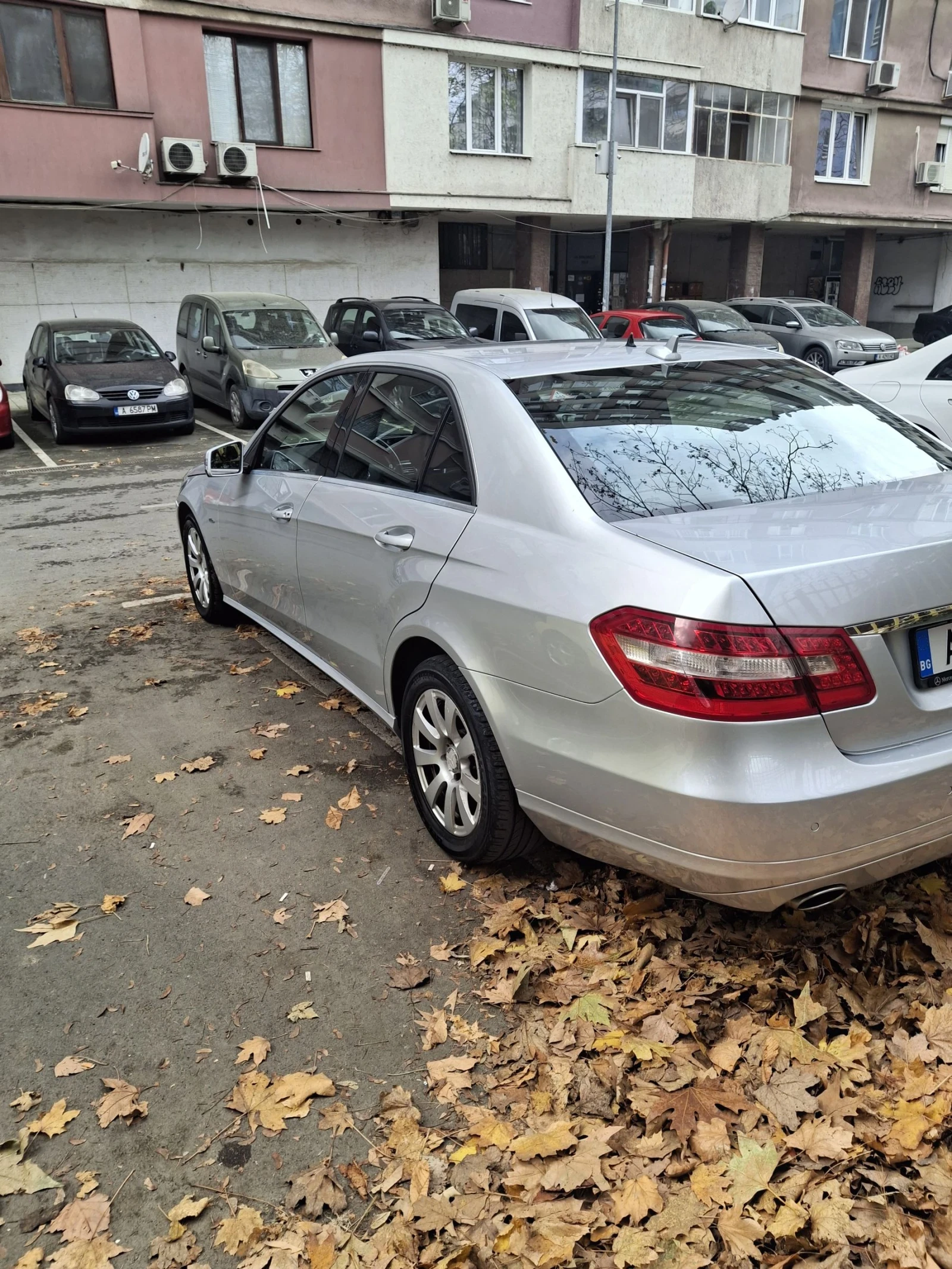 Mercedes-Benz E 200 | Mobile.bg   3