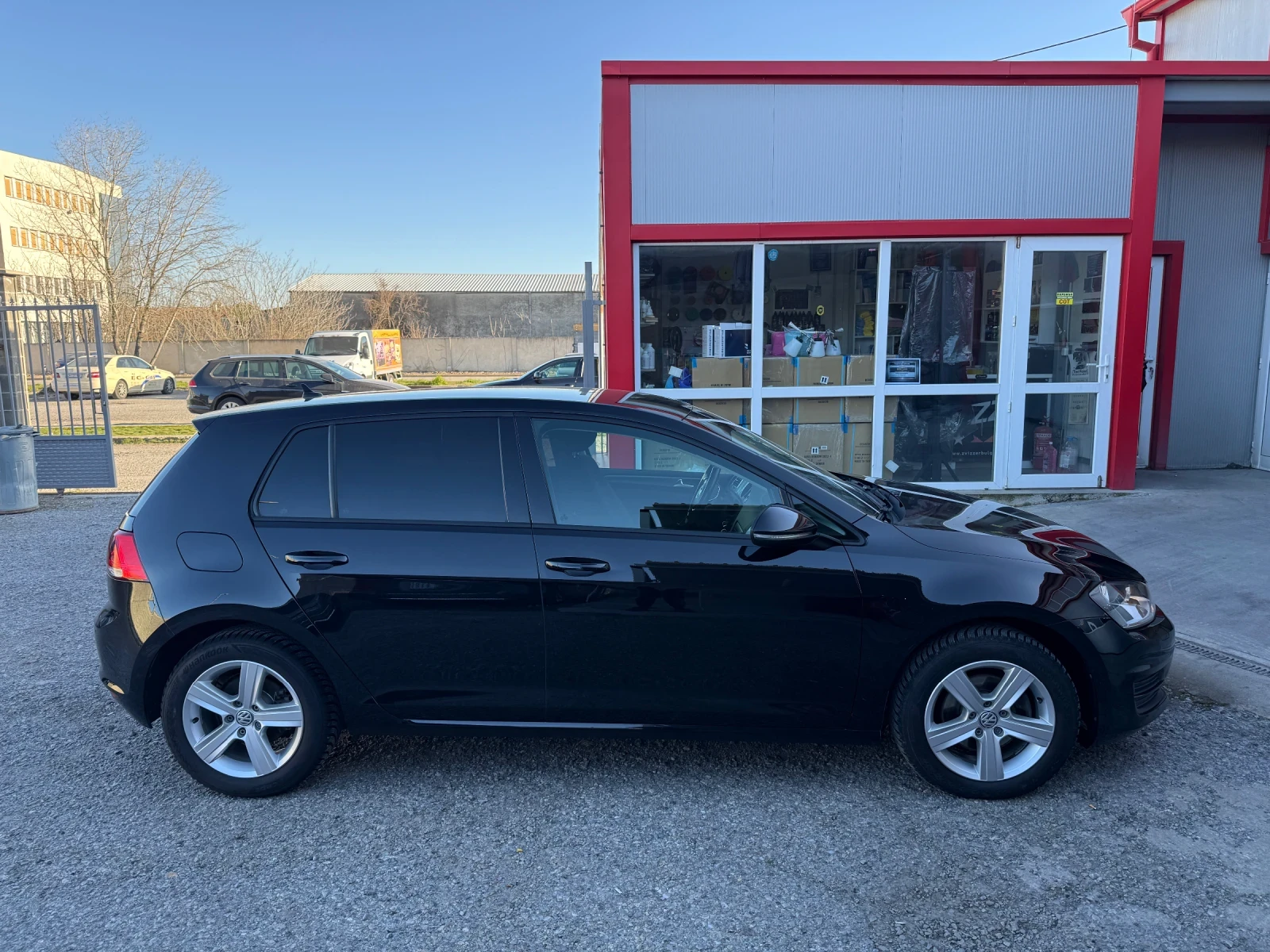 VW Golf 2.0tdi, снимка 5 - Автомобили и джипове - 54169768