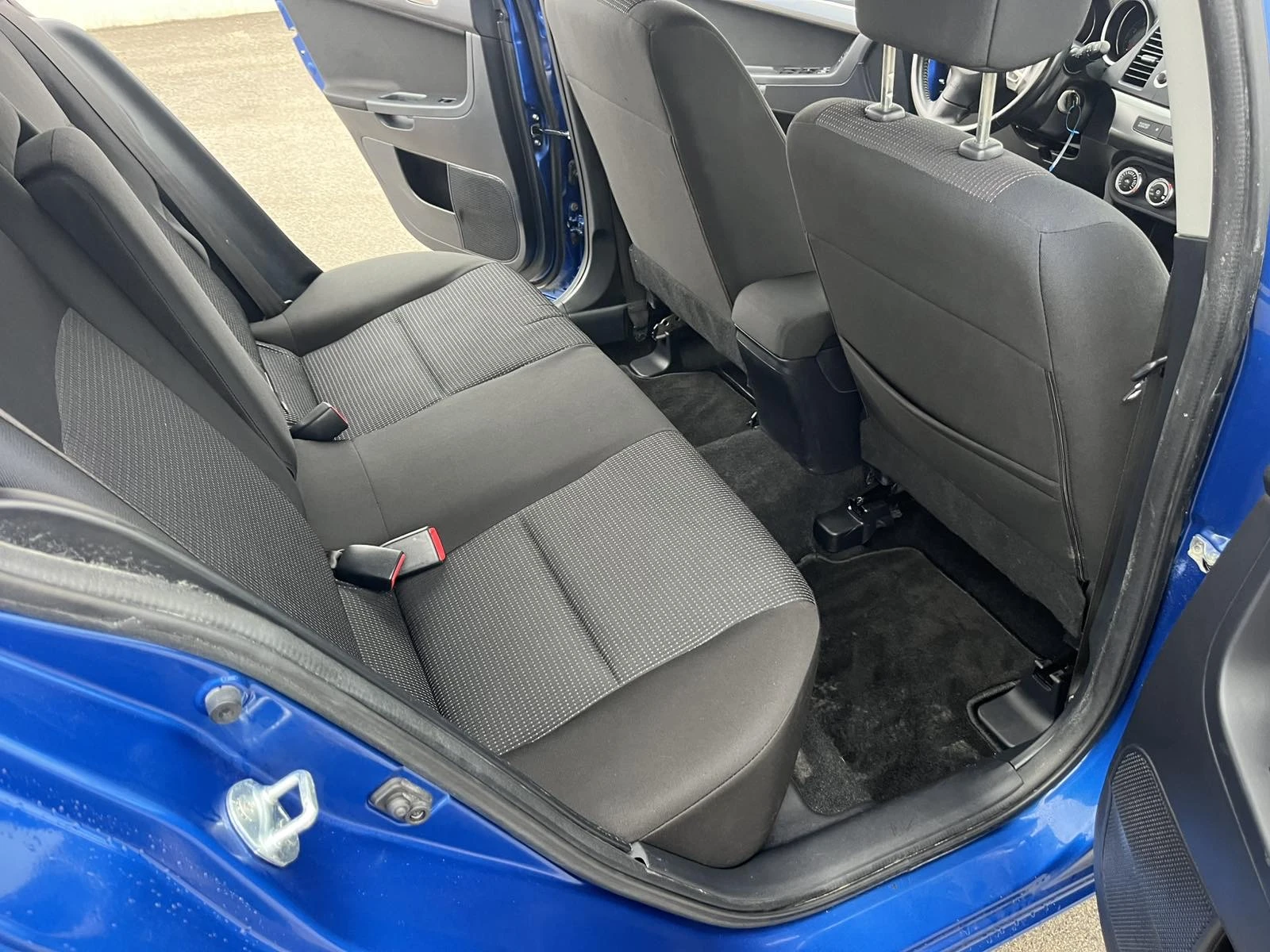 Mitsubishi Lancer 1.8I 143кс EURO 5 ГАЗОВ ИНЖЕКЦИОН БРЦ КЛИМАТИК  - изображение 10