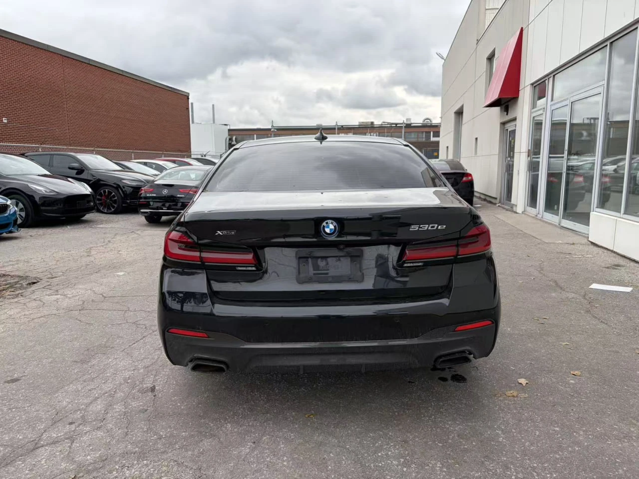 BMW 530E XDRIVE HYBRID * HEAD UP* ������� �� �����/�������* | Mobile.bg � ����������� 4