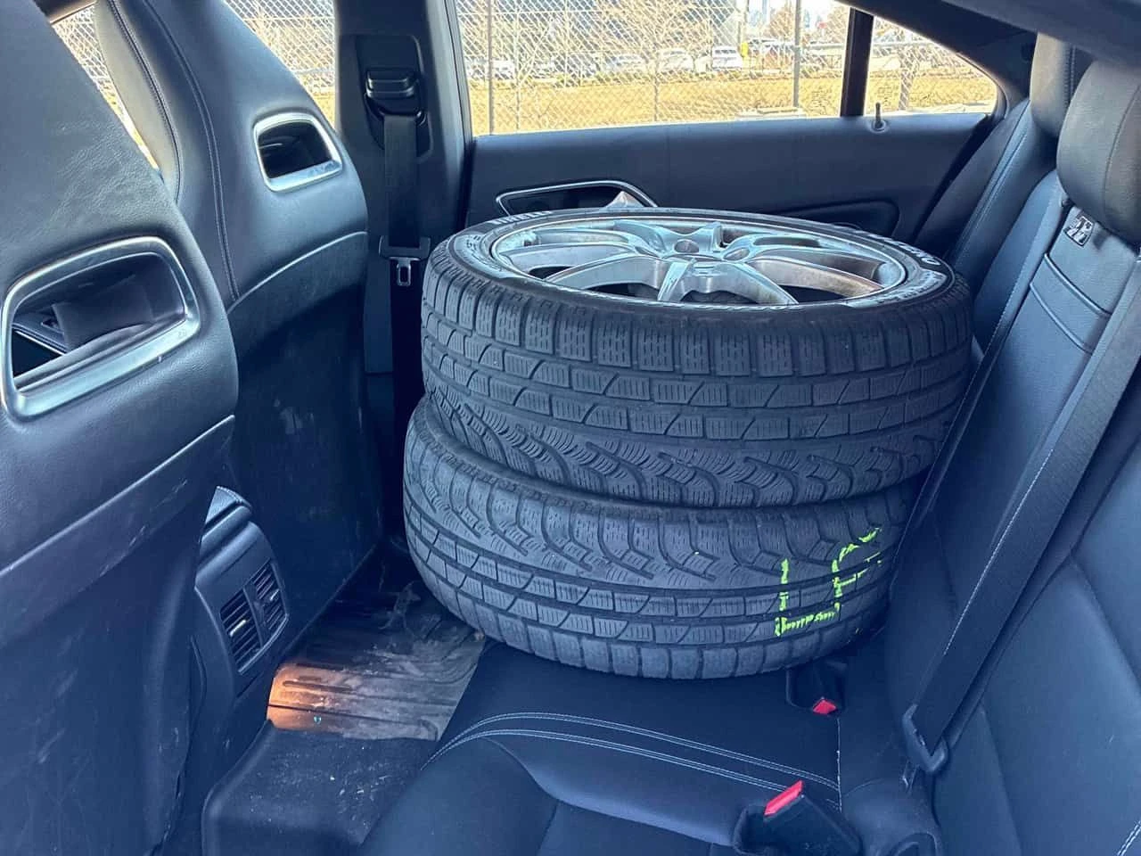 Mercedes-Benz CLA 250 ПАНОРАМА/ВТОРИ ГУМИ И ДЖАНТИ/ПРЕДСТАВИТЕЛСТВО/КЛИП, снимка 12 - Автомобили и джипове - 54005121