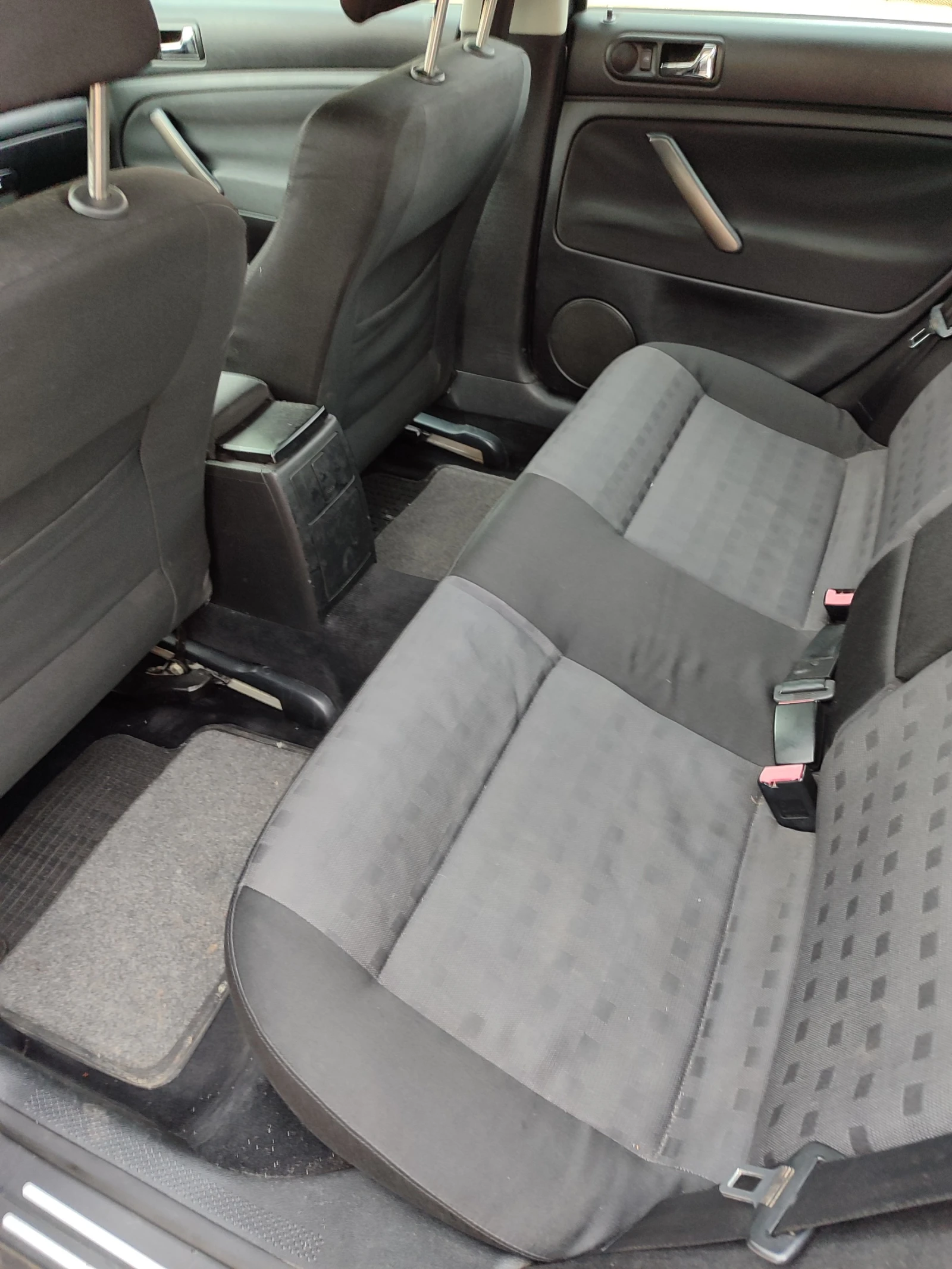 VW Passat 5.5, снимка 4 - Автомобили и джипове - 54170274