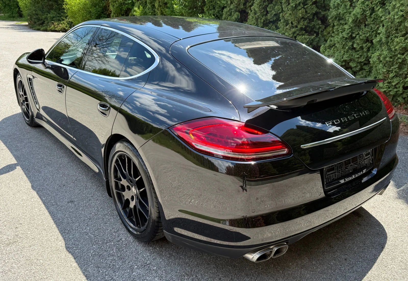 Porsche Panamera Turbo/Bose/LED/Memori, снимка 12 - Автомобили и джипове - 54416146
