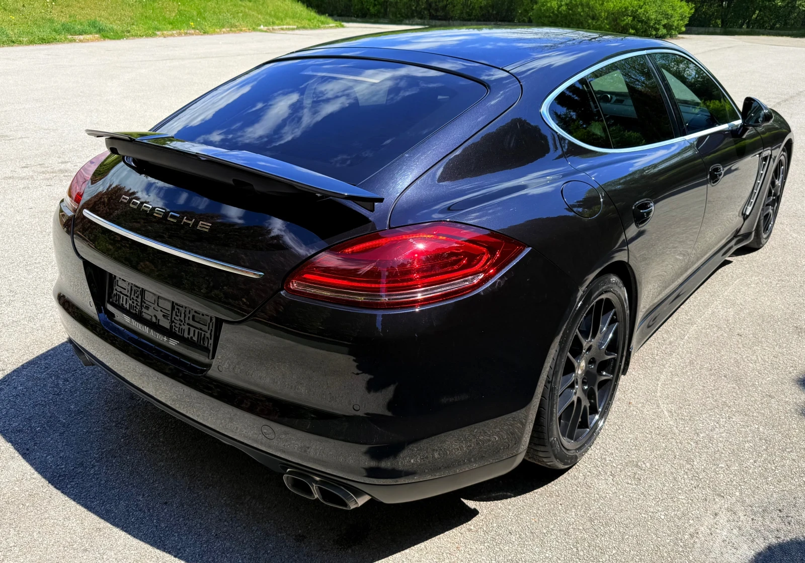 Porsche Panamera Turbo/Bose/LED/Memori, снимка 14 - Автомобили и джипове - 54416146