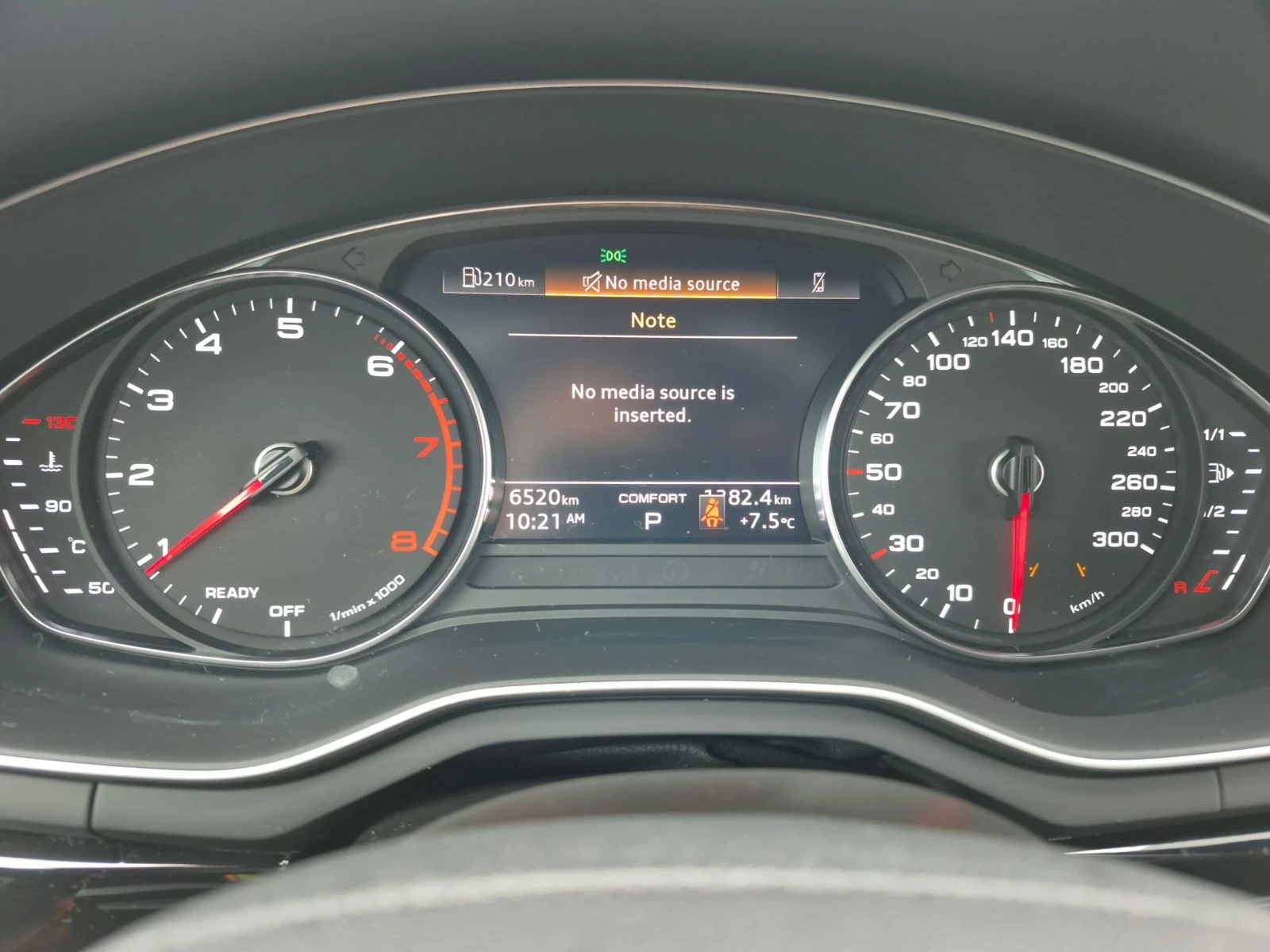 Audi A4 45 TFSI quattro, снимка 14 - Автомобили и джипове - 54484196