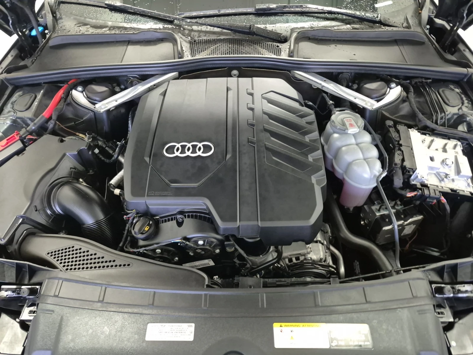 Audi A4 45 TFSI quattro, снимка 9 - Автомобили и джипове - 54484196