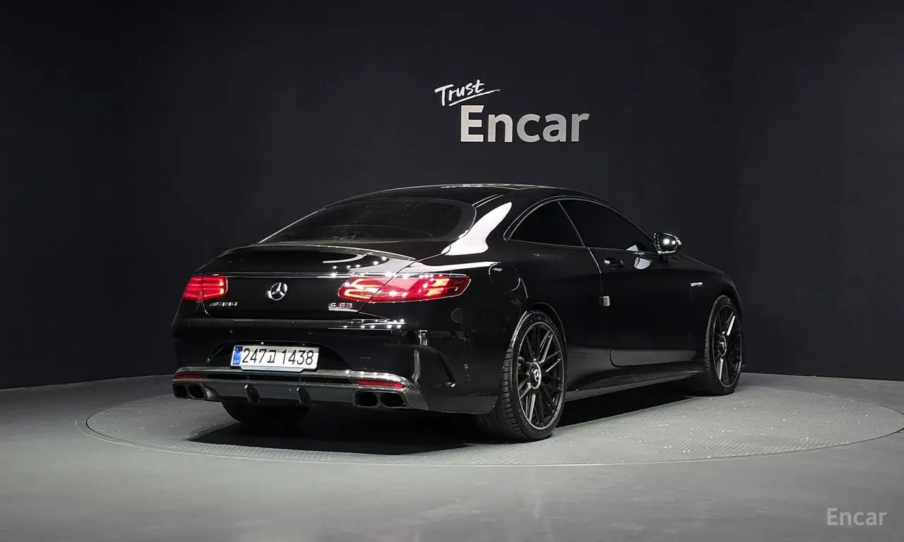 Mercedes-Benz S 63 AMG 4MATIC COUPE / BURMESTER / 360 / HUD / DISTRONIC, снимка 2 - Автомобили и джипове - 54647129