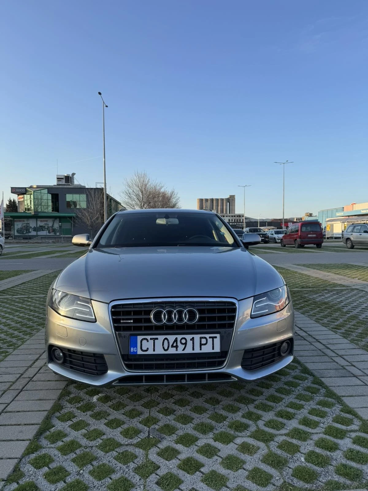 Audi A4, снимка 2 - Автомобили и джипове - 54655157