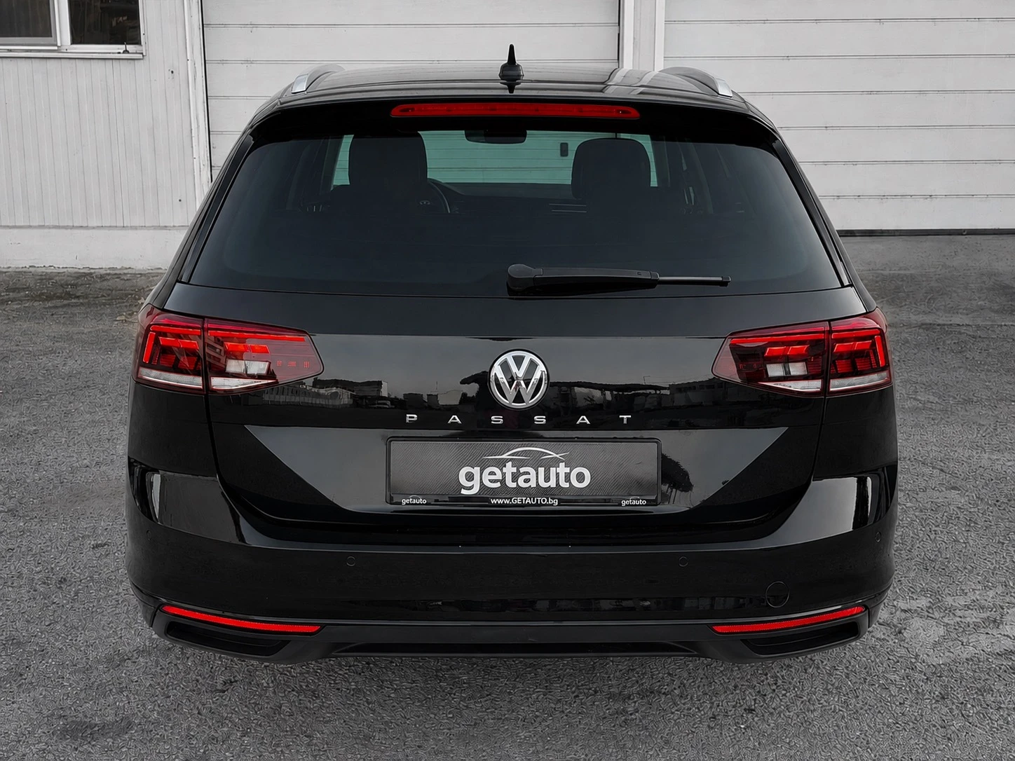 VW Passat 2.0 TDI-150кс-Facelift-Автомат-Дигитално табло-Лед, снимка 5 - Автомобили и джипове - 54669944