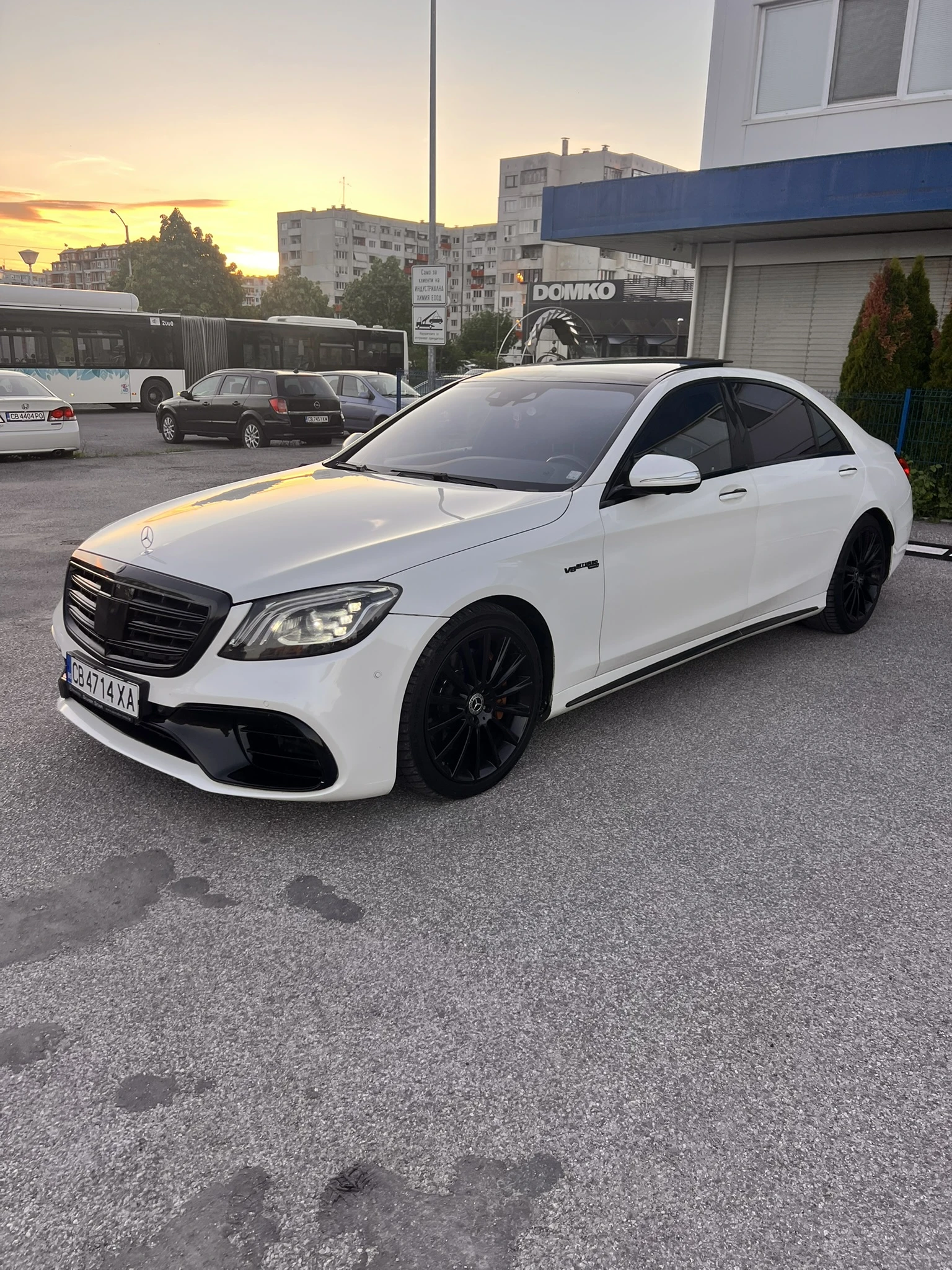 Mercedes-Benz S 500  S500 Long 4MATIC  AMG Facelift Burmester 3D Масаж, снимка 6 - Автомобили и джипове - 54754427