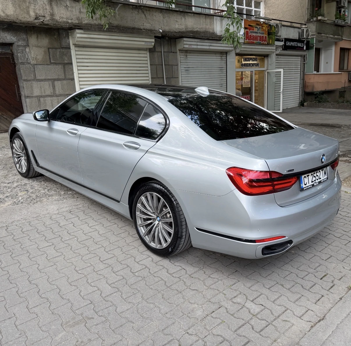 BMW 730 4х4 ТОП СЪСТОЯНИЕ, снимка 4 - Автомобили и джипове - 54826317