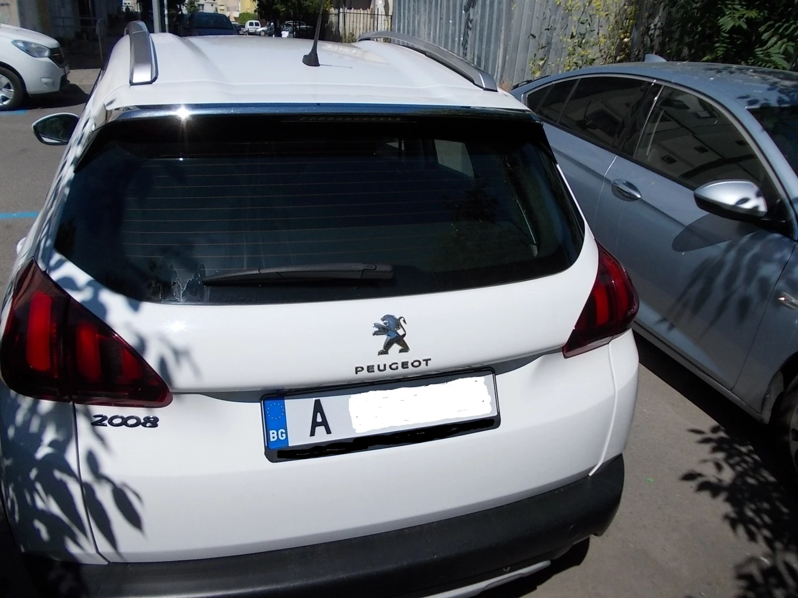 Peugeot 2008, снимка 4 - Автомобили и джипове - 54901972