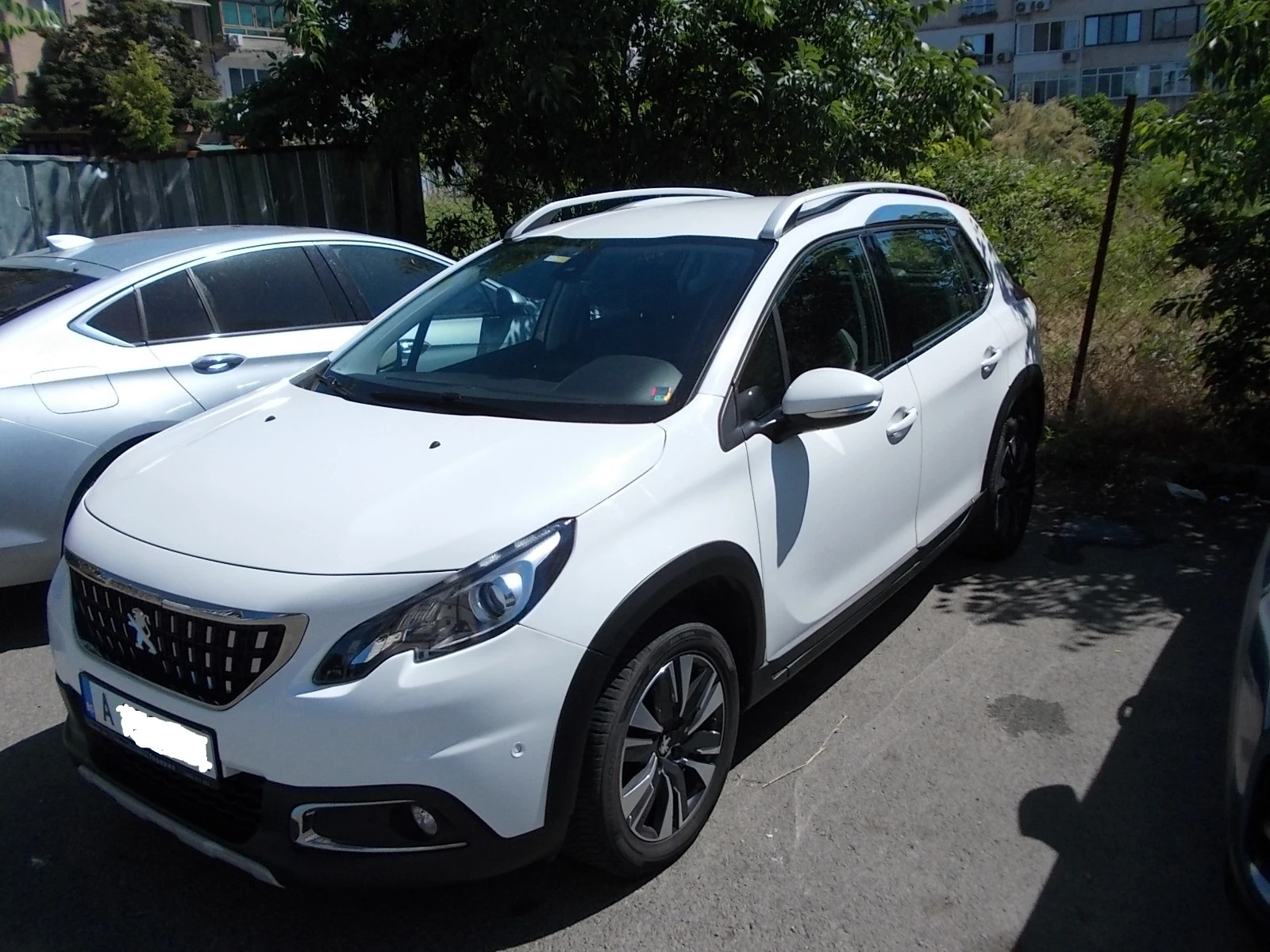 Peugeot 2008, снимка 2 - Автомобили и джипове - 54901972