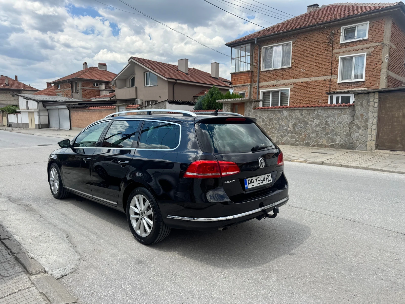 VW Passat 1.6 TDI, снимка 3 - Автомобили и джипове - 55161749