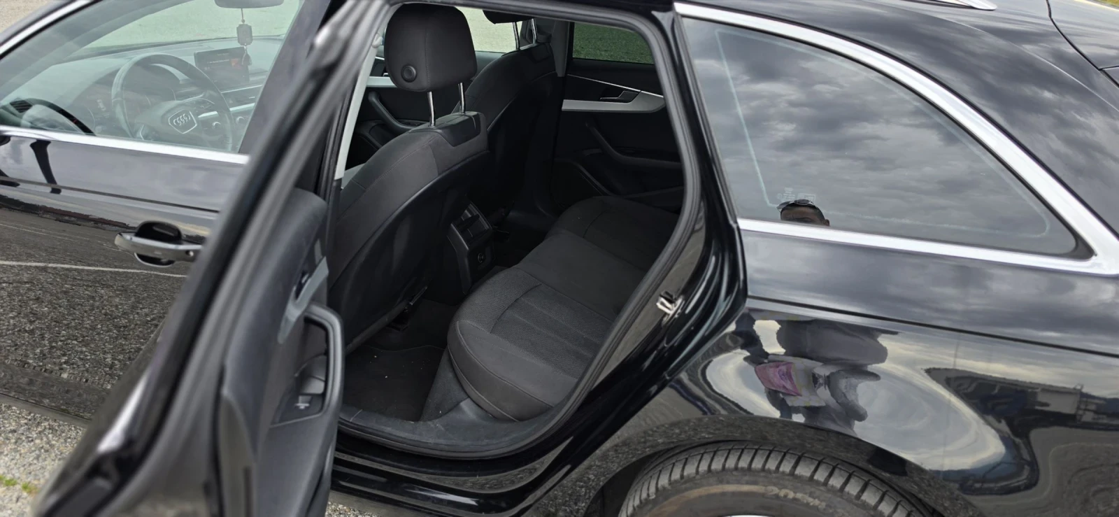 Audi A4 2.0 TDI TOP, снимка 10 - Автомобили и джипове - 55314577
