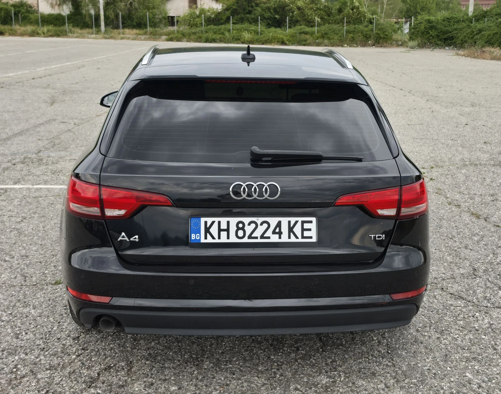 Audi A4 2.0 TDI TOP, снимка 7 - Автомобили и джипове - 55314577