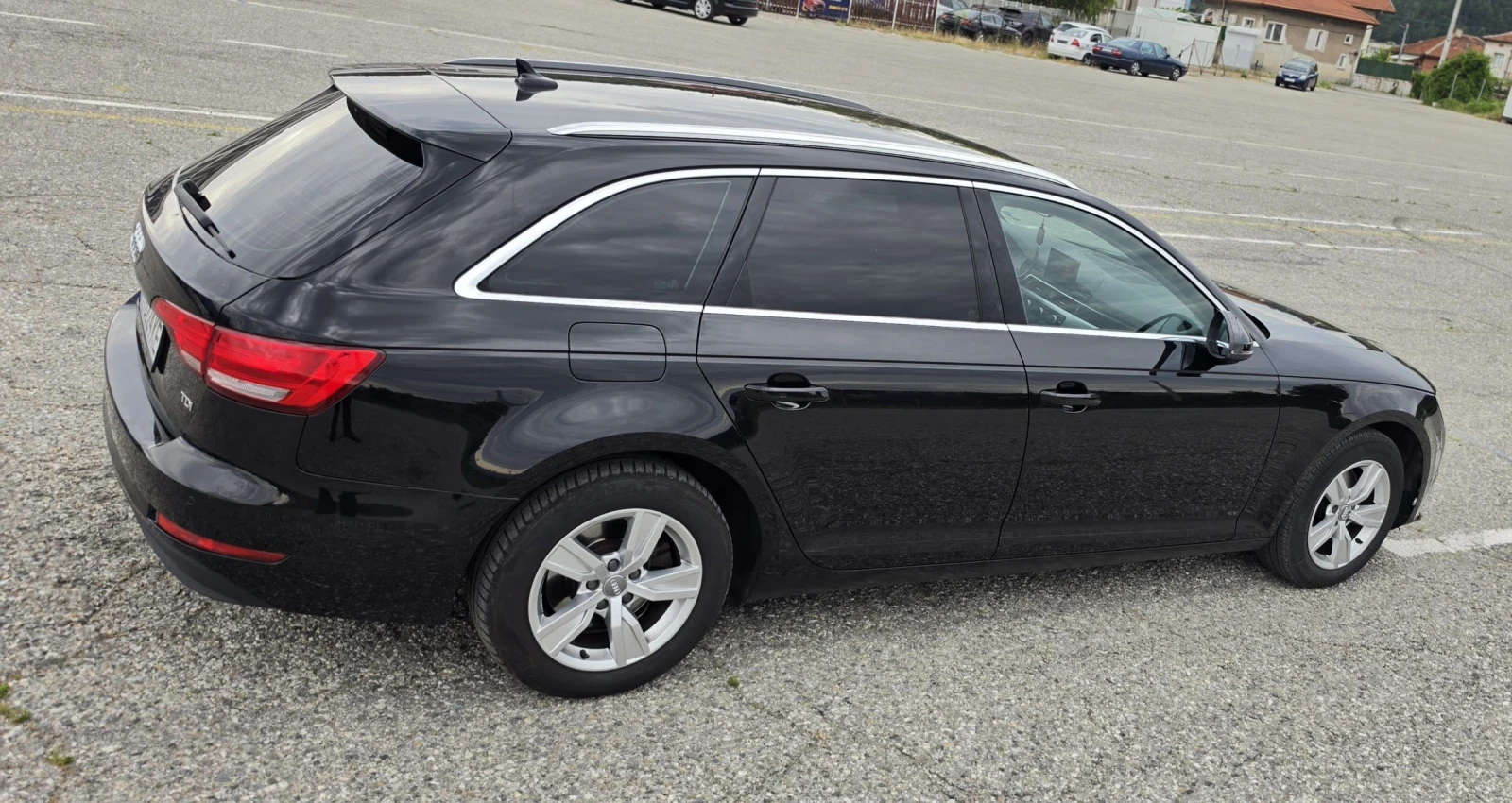 Audi A4 2.0 TDI TOP, снимка 6 - Автомобили и джипове - 55314577
