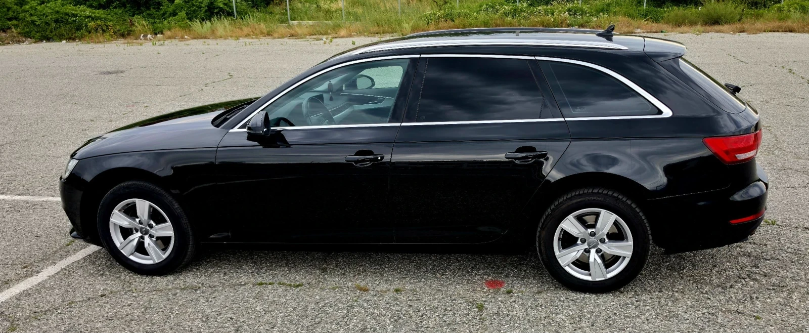 Audi A4 2.0 TDI TOP, снимка 9 - Автомобили и джипове - 55314577