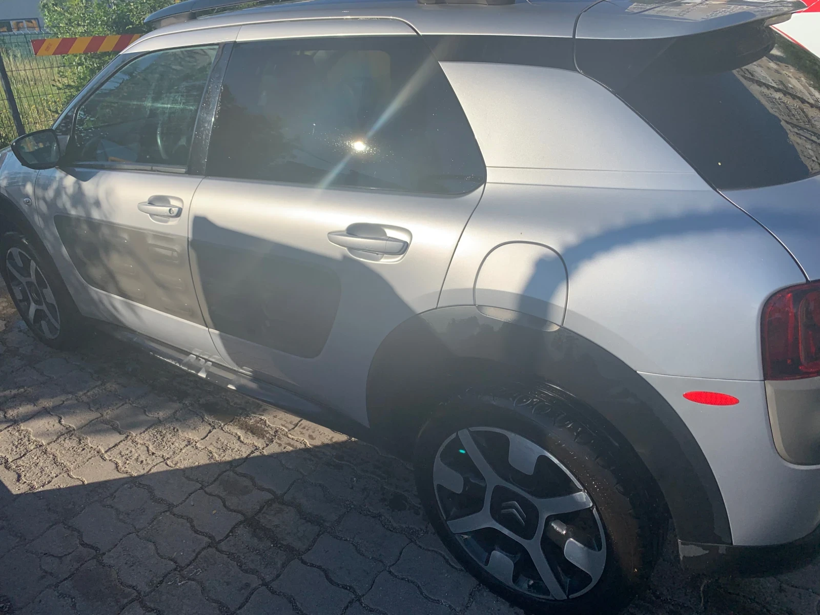 Citroen C4 Cactus, снимка 4 - Автомобили и джипове - 56140721