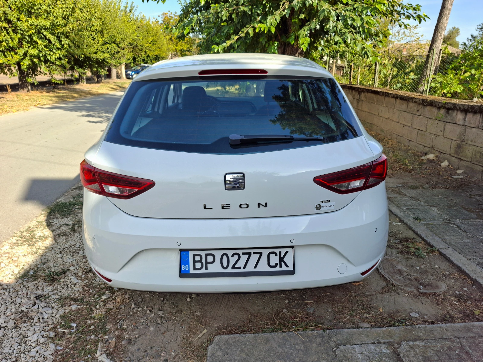 Seat Leon Style , снимка 2 - Автомобили и джипове - 56465330