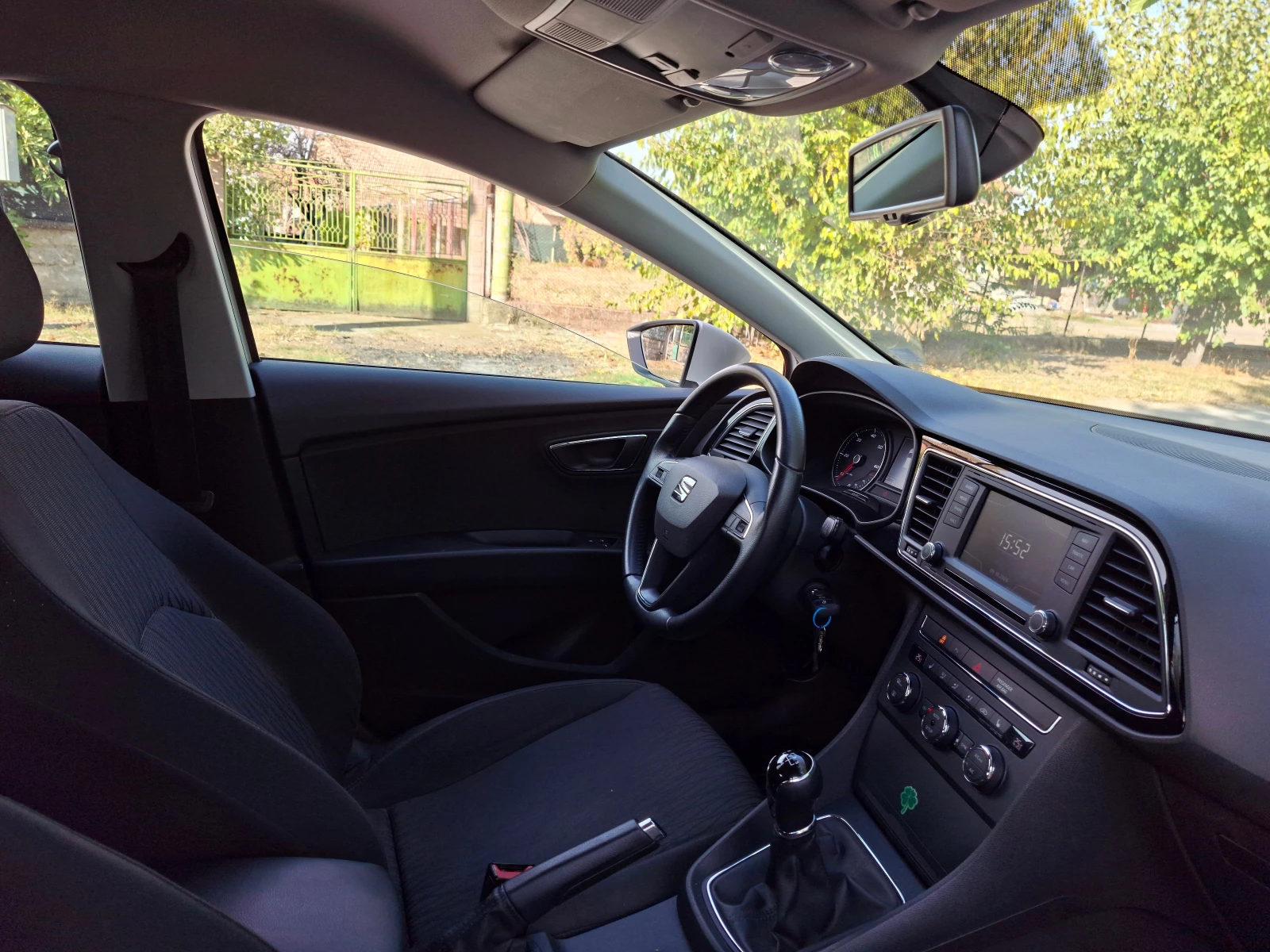 Seat Leon Style , снимка 8 - Автомобили и джипове - 56465330