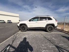 Jeep Cherokee Trailhawk, снимка 3
