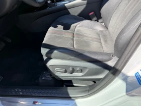 Toyota C-HR GR Sport, снимка 10
