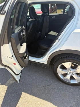 Volvo XC40, снимка 7