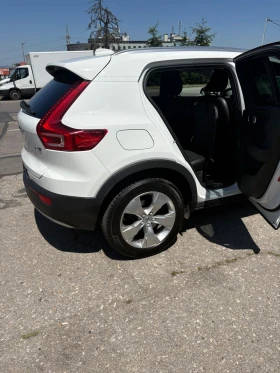 Volvo XC40, снимка 3