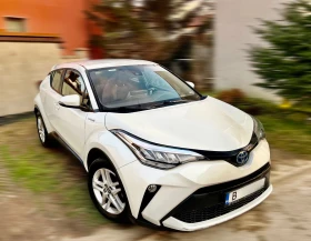 Toyota C-HR HYBRID 1.8, В гаранция., снимка 1