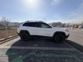 Jeep Cherokee Trailhawk - 16700 € / 32662.36 лв. - 41365191 2